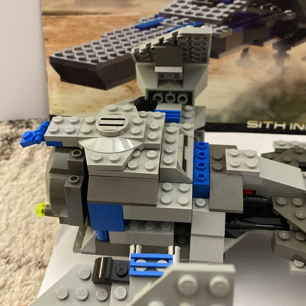 Lego Star Wars Episode I 1999 Sith Infiltrator Set 7151 - Picture 2 of 8